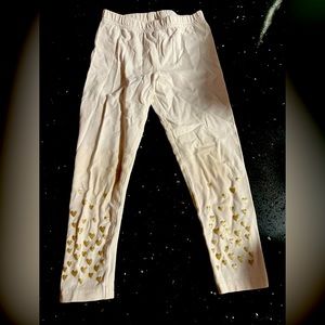OshKosh Girls 5T Cream Leggings With Gold Heart 💛🧡💛details on legs!